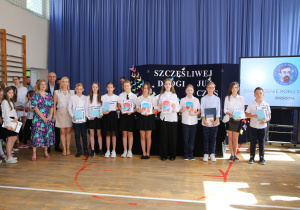 Zakończenie Roku Szkolnego 2023/2024 - Klasy 4-7 - Zdjęcia grupowe