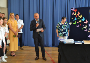 Zakończenie Roku Szkolnego 2023/2024 - Klasy 4-7 - Zdjęcia grupowe