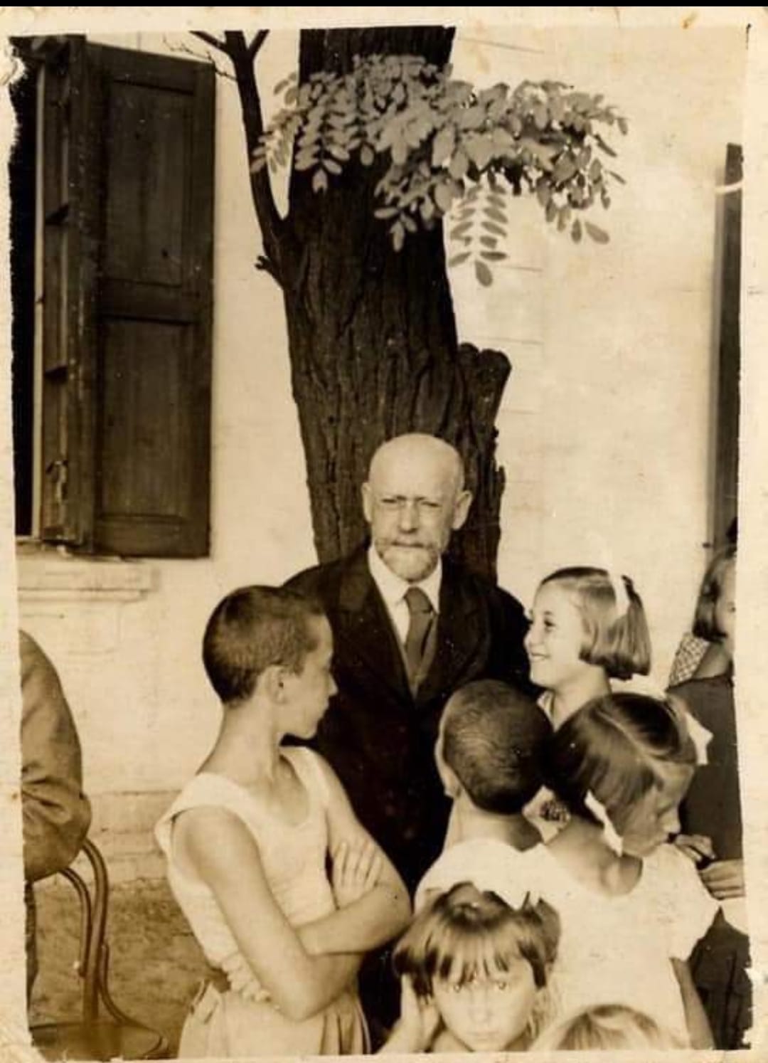 Janusz Korczak z dziećmi