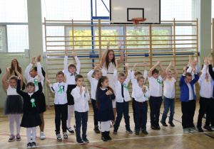 Uczniowie w czasie uroczystości