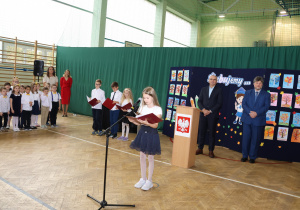 Uczniowie w czasie uroczystości