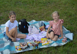 Uczniowie w czasie pikniku