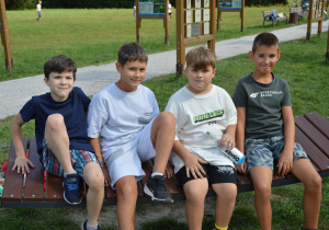 Uczniowie w czasie pikniku