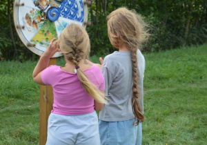 Uczniowie w czasie pikniku