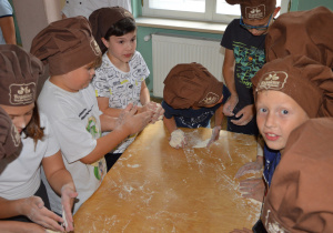 Uczniowie w czasie warsztatów