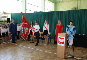 Poczet sztandarowy szkoły