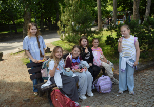 Uczniowie w ordodzie zoologicznym