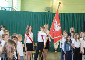 Poczet sztandarowy szkoły